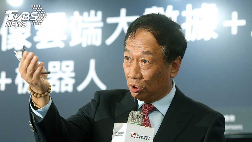 鴻海金雞鴻騰香港掛牌 開盤大漲6.3%