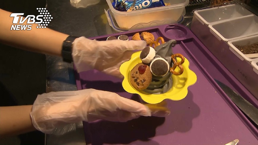 外食消費成長　購物中心餐飲占比增加