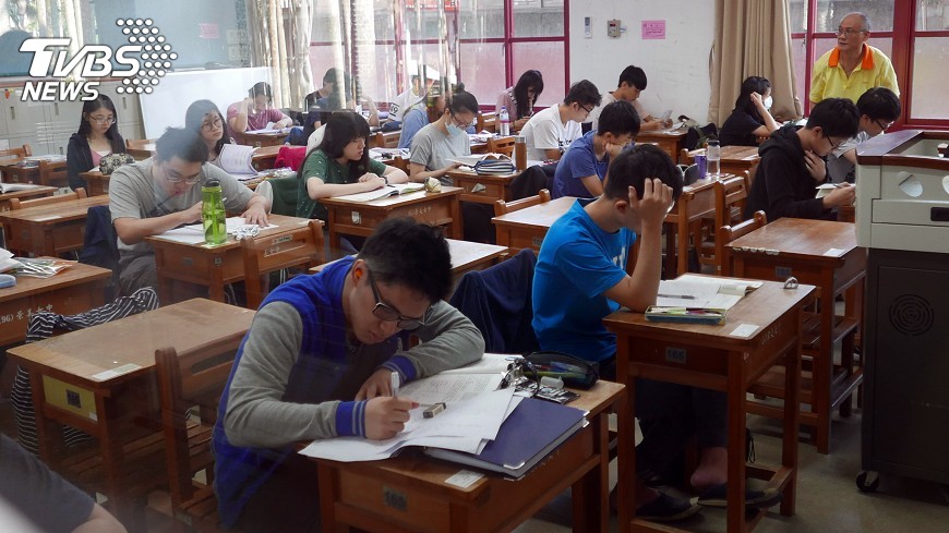 擺脫教育部大學　教長：深耕計畫是機會