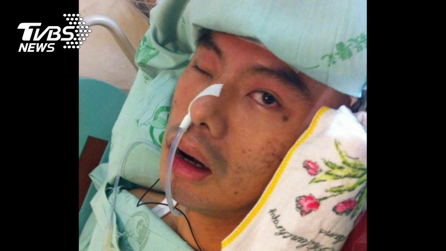 癱警妹寫信謝捐款「媽媽還能賣麵…」 網揪團捧場力挺
