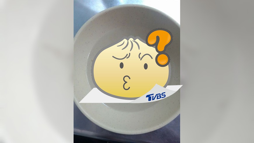 網友分享自己到台東市一間知名小吃店用餐，點了一碗羊肉湯，但他看了當場傻眼。(圖／翻攝自PTT)