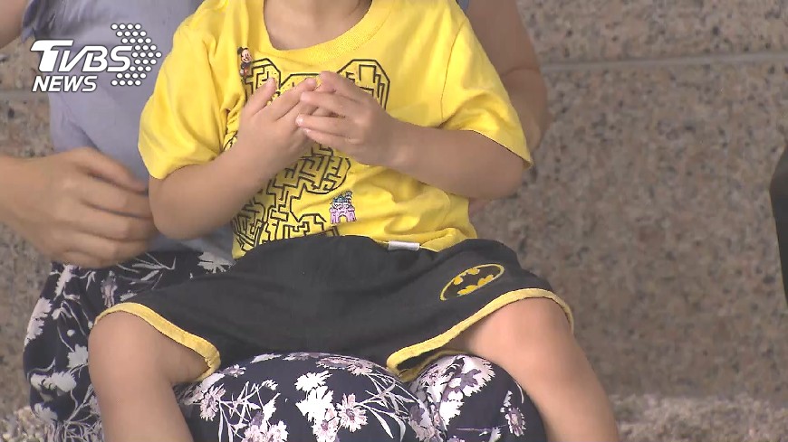 6歲男童遭變態父猥褻457次 媽說「摸你是因為愛你」