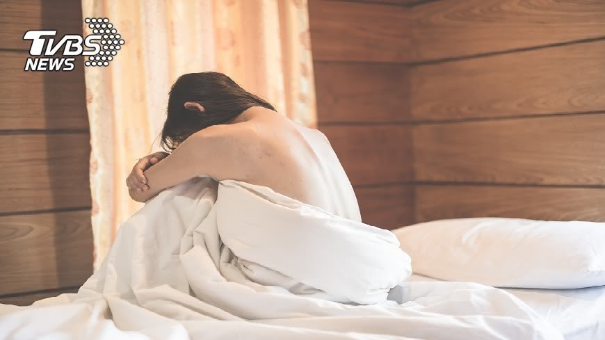 性侵女兒被妻目睹 變態父辯:性交易