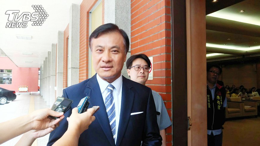 一例一休修法 蘇嘉全盼辯論找最大公約數