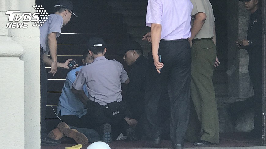 呂軍億偷刀砍傷憲兵 軍史館增聘2保全