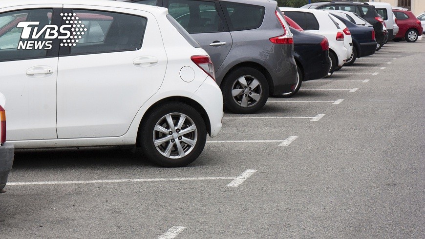 一名女車主車子停在停車場344天被討69400元的停車費，法院判免賠。(示意圖／TVBS)