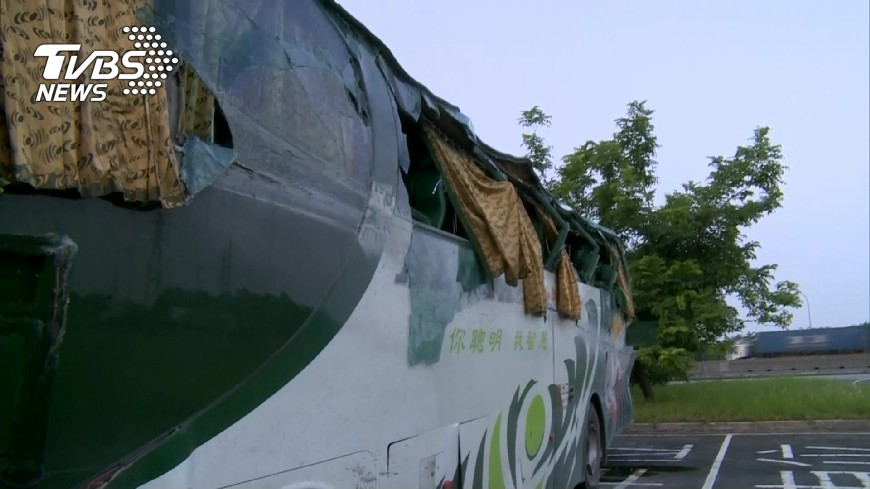 阿羅哈客運車禍偵結　阿羅哈全身全退