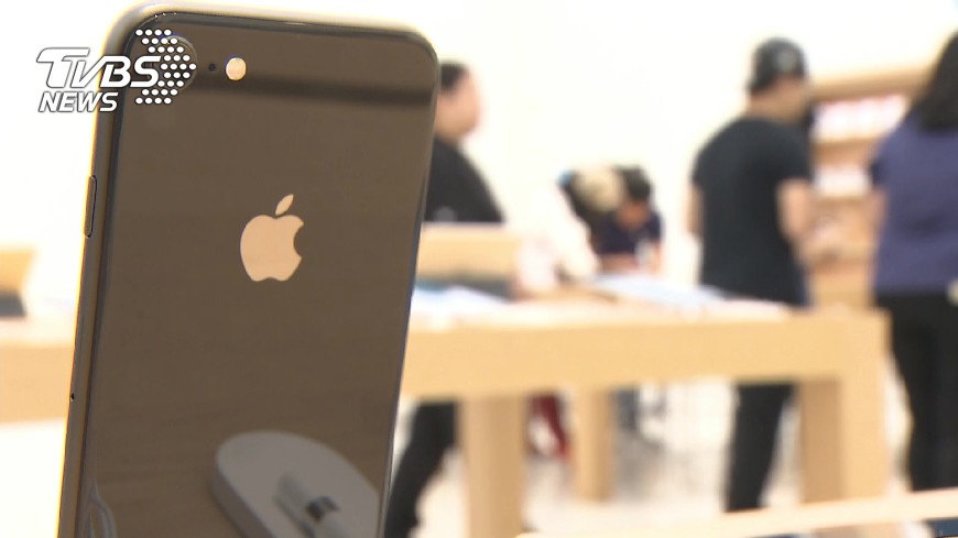 iPhone傳裝透明窗戶 擴增實境這樣玩
