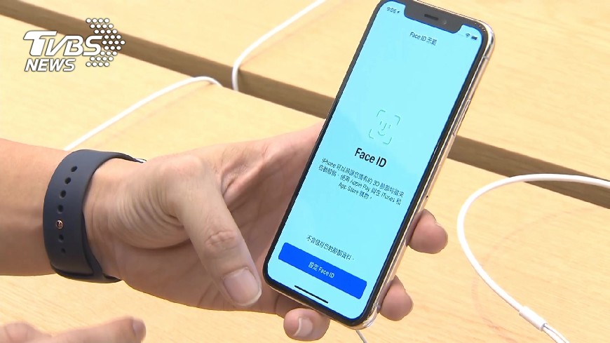 iPhone X到貨時間縮短 搶感恩節買氣