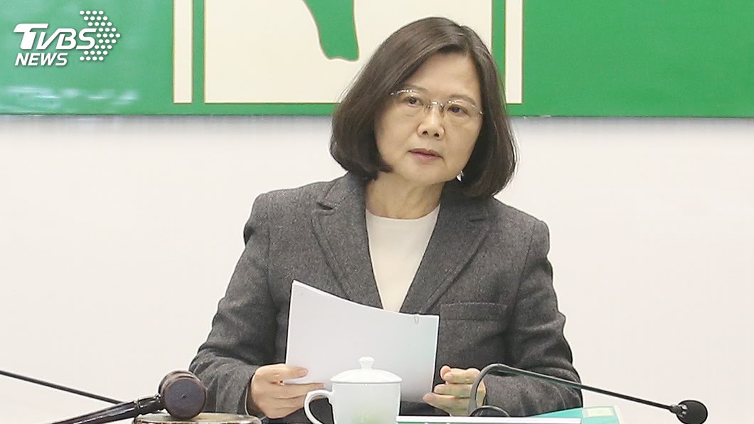 快訊/「望他度過難關」 總統探受傷傘兵說加油