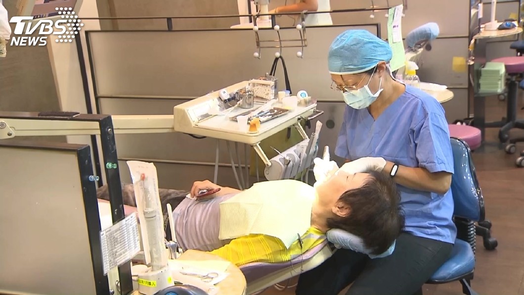 中低收入原住民長者假牙補助 全面降至55歲