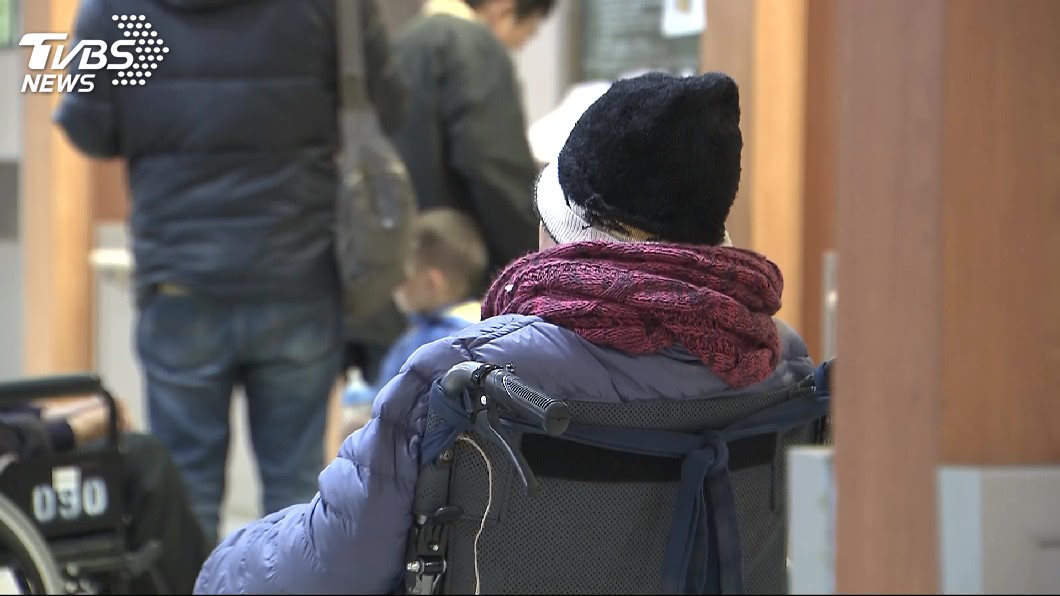 網再傳80歲停發年金? 勞動部:假的