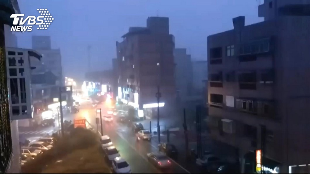 全台年落雷破3萬 這縣市日均13次奪冠 打雷 嘉義 冠軍 Tvbs新聞網