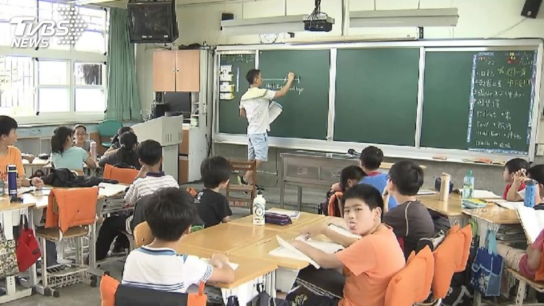 調高國小代課教師鐘點費　政院：提高年輕人收入
