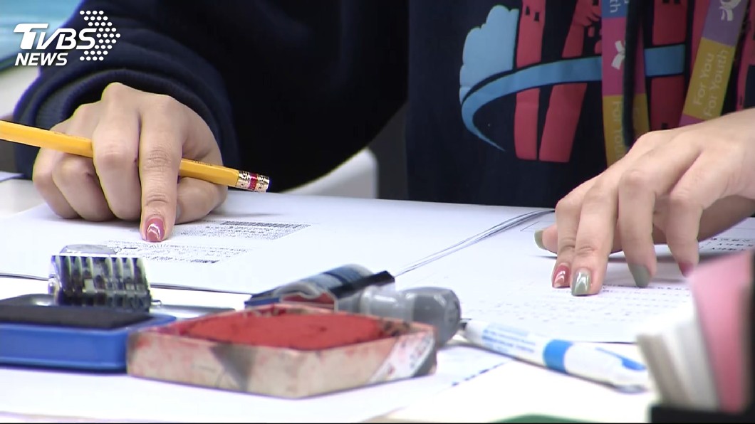 公務員特休以 小時 計假最快5月上路 計算 公務人員 休假 Tvbs新聞網