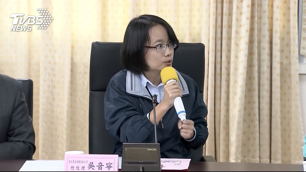 吳音寧弟發文挺姊 他酸:250萬年薪補償不夠?