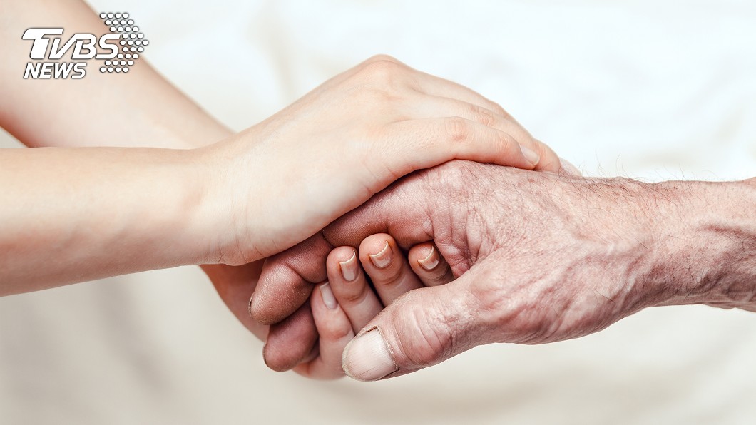 每月1萬孝親費逼死人 她嘆「不給就該死?」