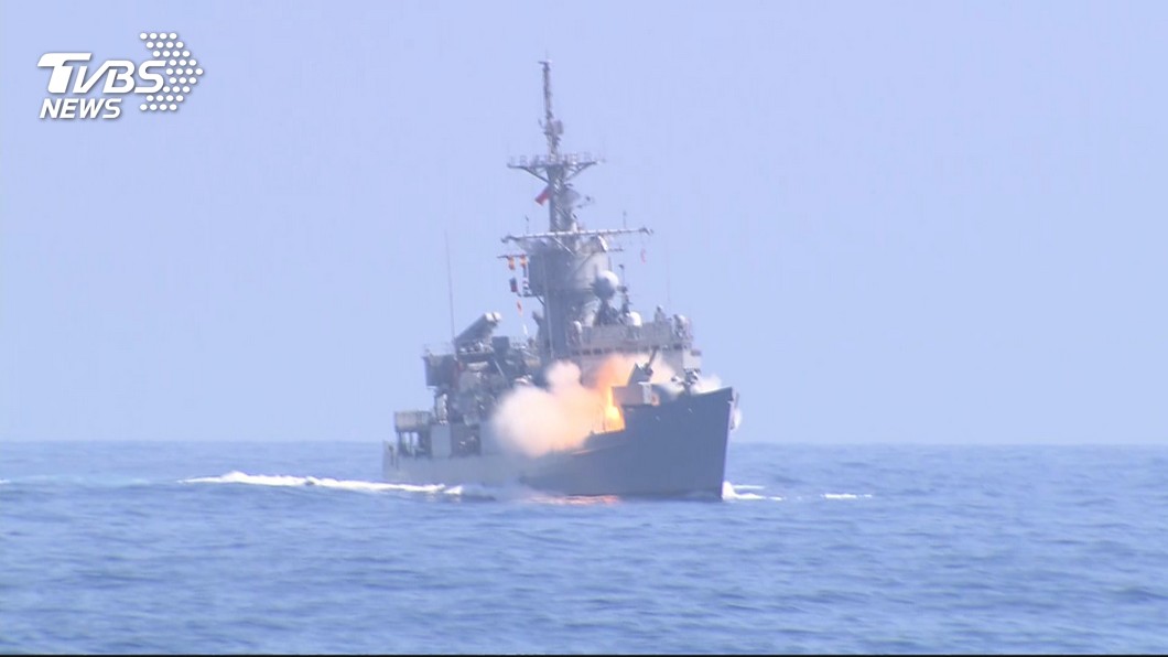 共軍台海軍演 行政院:陸誇大例行演習