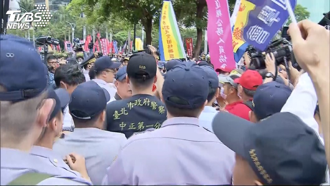 反年改抗議攻擊記者　衛星公會譴責暴力
