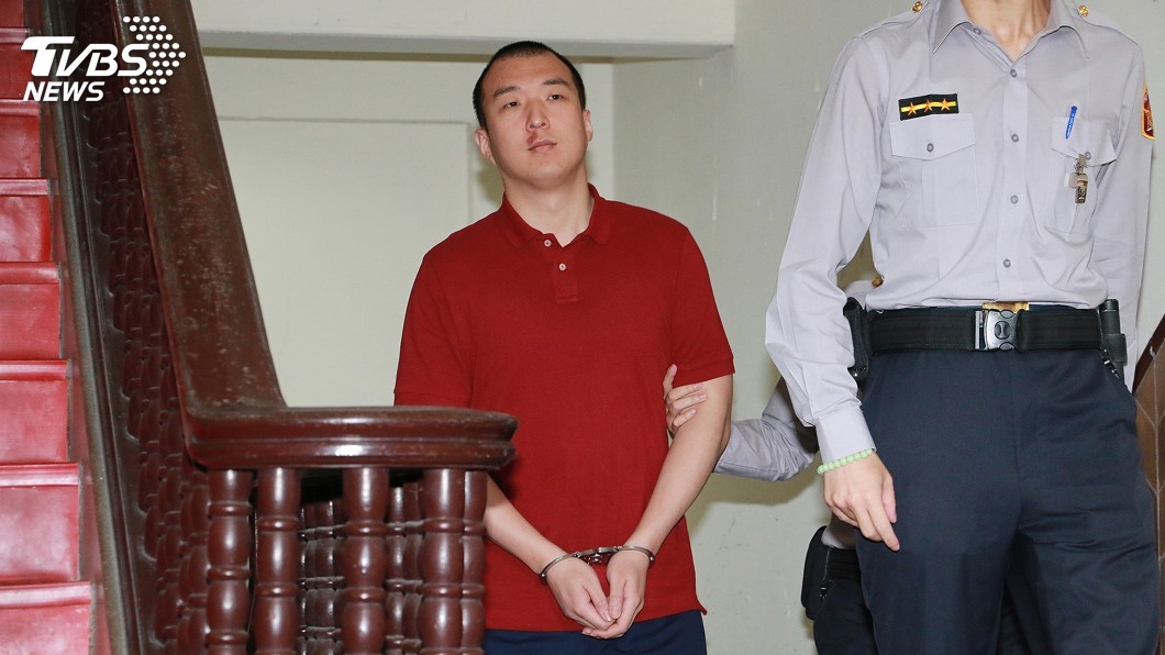 羈押與刑期相當 高院裁定周泓旭停押當庭釋放