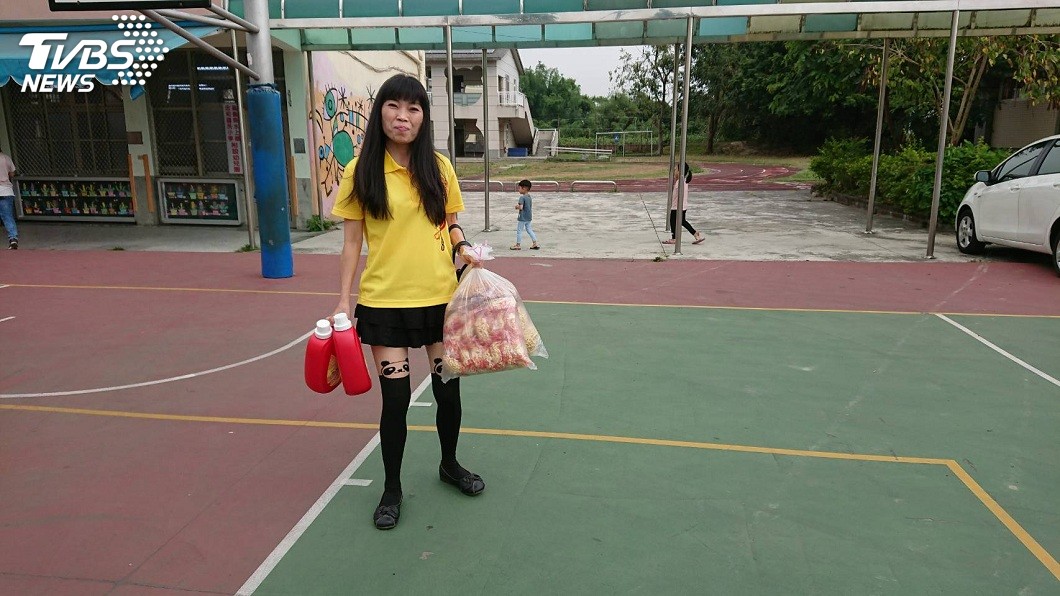 「奧斯卡主持企劃團隊」也希望大家能多關懷鼓勵芝蘋一家人。(圖/鄭綺瑳提供)
