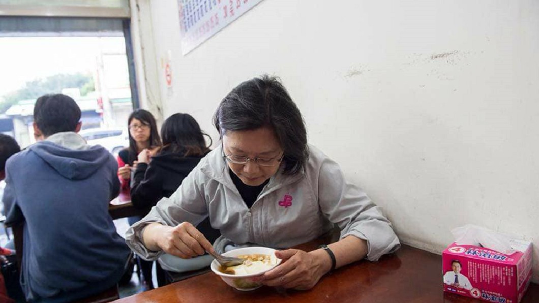 圖/翻攝自朱學恒的阿宅萬事通事務所臉書
