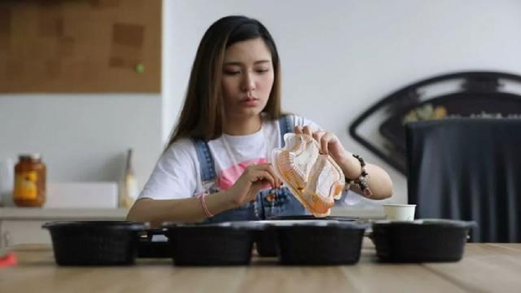 一餐4公斤炒飯 陸女大胃王:吃飯太花錢