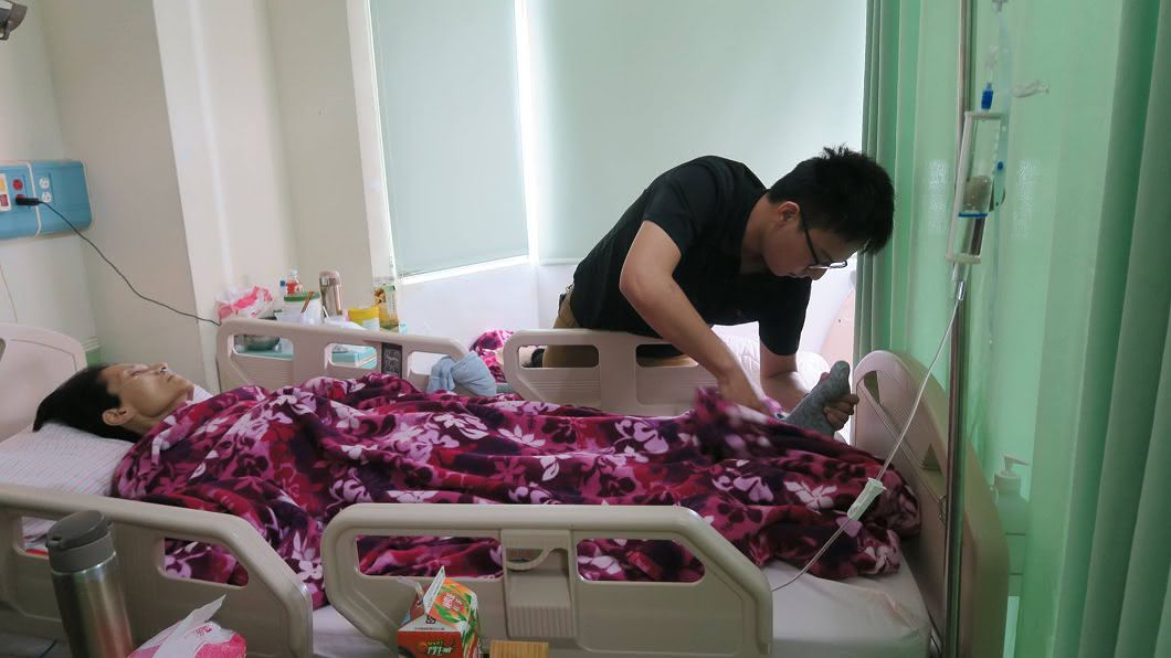 「媽,謝謝您」休學男大生淚別癌母…盼來生再續