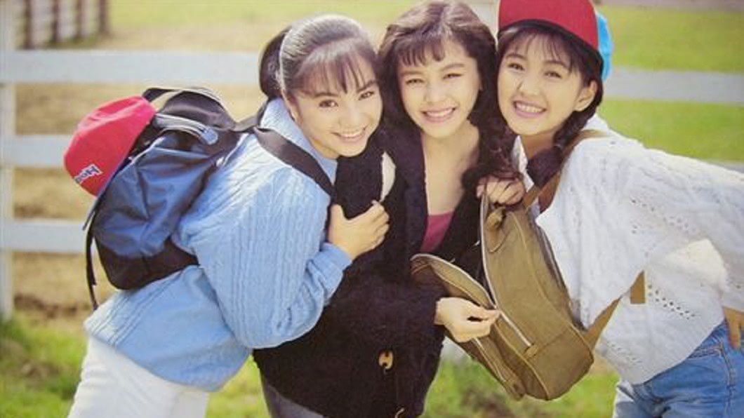 王思涵（左）和徐若瑄、吳珮瑜都是「少女隊」的成員。（圖／翻攝自網路）