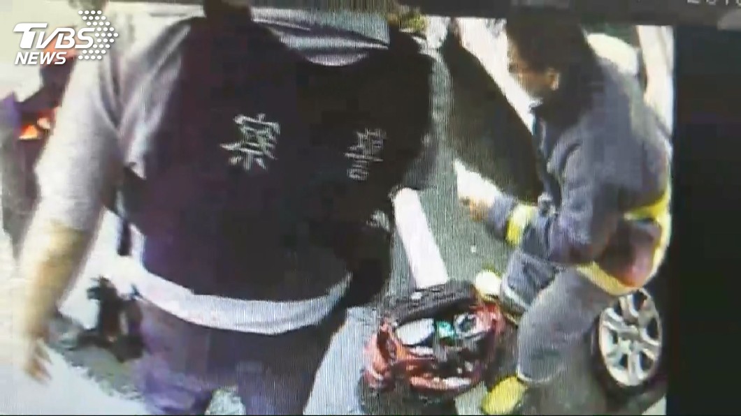 潑酸傷3警消 通緝犯躲回家遭警逮
