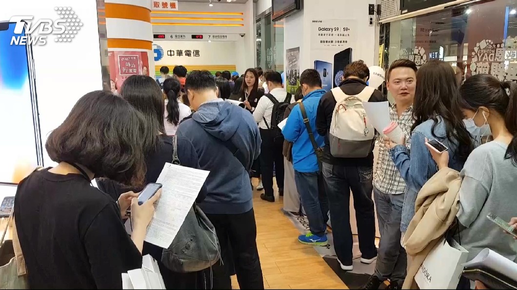 快訊／499之亂！桃勞檢突擊門市　查超勤將開罰