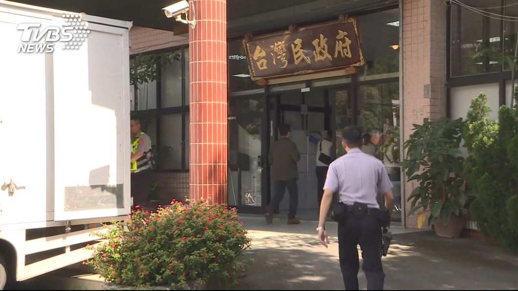 快訊/台灣民政府涉吸金3億 林志昇遭收押禁見