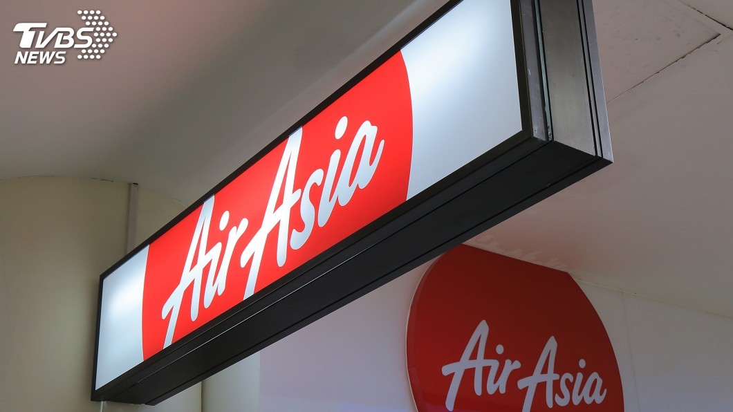 亞航超重不給過 地勤搶走陸客手機、撕毀登機證