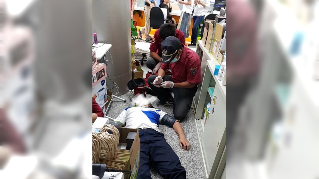 499操到員工昏倒　妻心疼：加油！撐過最後一天