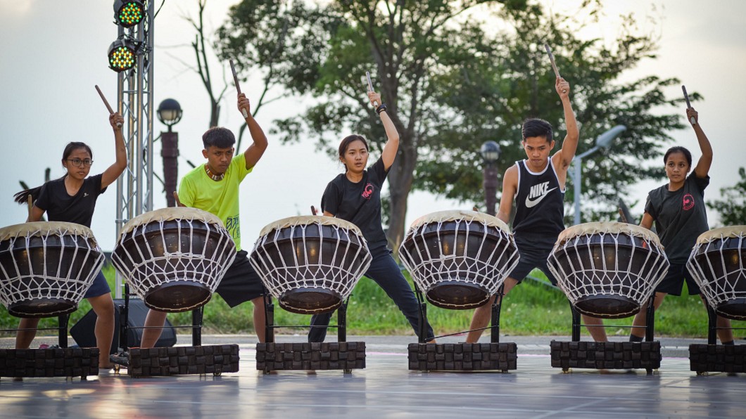 圖／羽‧擊舞藝術提供 排灣族首支打擊樂團　募款盼赴日本參賽