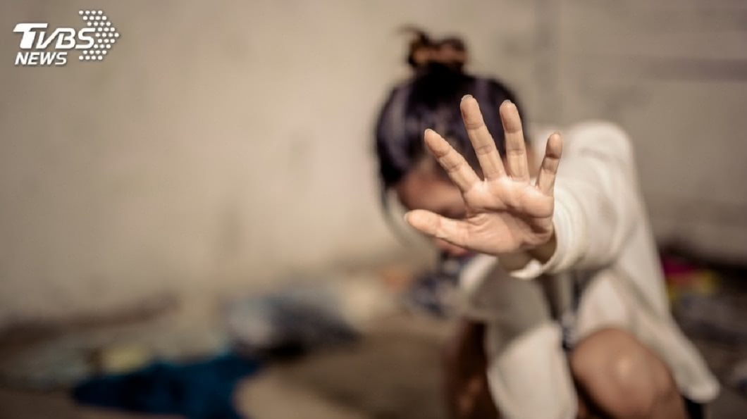 圖／TVBS 拒絕辯護！女童遭22人性侵 　律師團聚法院暴怒圍毆