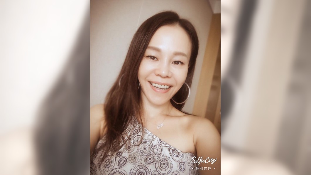 彭佳慧激吻壯男認3月離婚 再爆去年就擁新歡