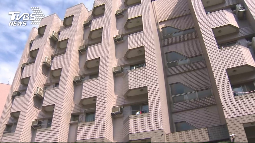 沒說宿舍爛?文大女學生讓節目惱羞 標題嗆她「怎噤聲」