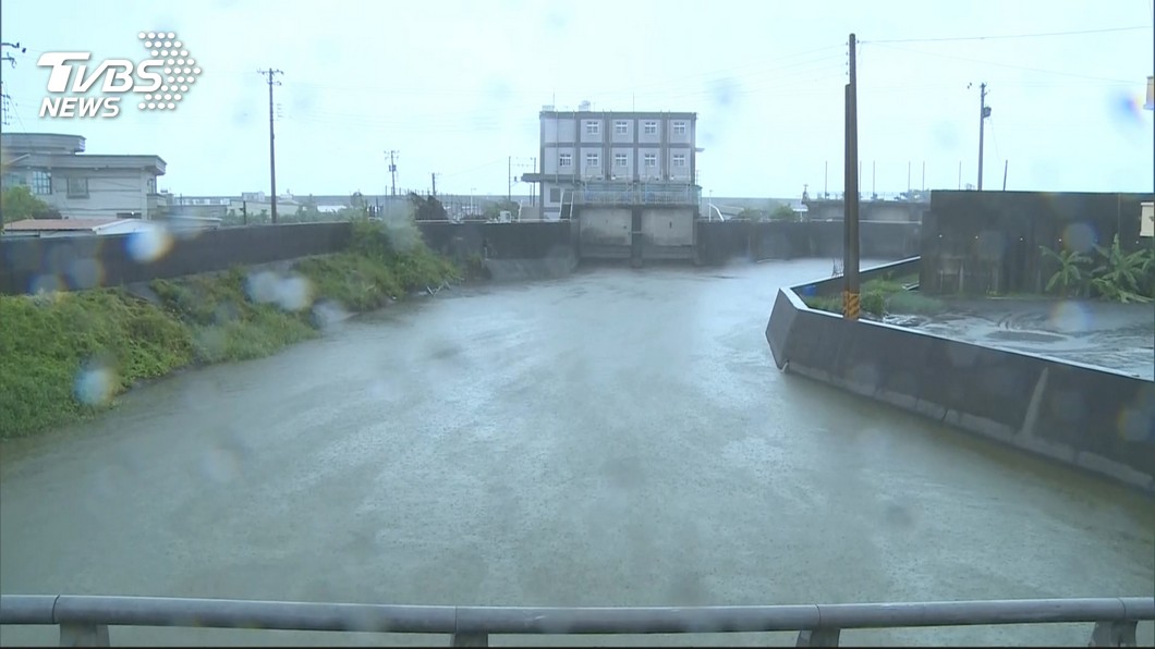 屏東豪雨為何沒放假? 縣府:未達標準