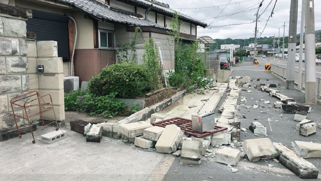 大阪強震一週　獨居高齡者不敢返家