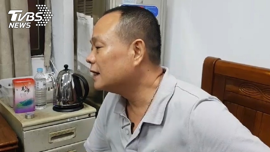 高雄前鎮街派出所潘姓員警,他表示來轄區的第一天就認識丁姓男子,案發後感應到丁家怪怪的,總算在昨日突破丁妻心房,揭開真相。圖/TVBS