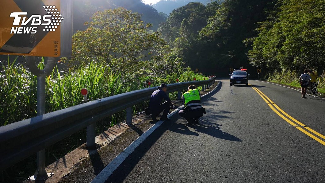 由於事故現場沒有監視器,因此警方尋求今上午有經過附近的目擊者,以釐清事故經過。圖/TVBS