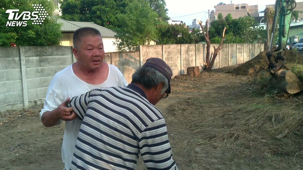 里長喊冤僅勸架沒動手,是旁人看不下去才爆發肢體衝突。圖/TVBS