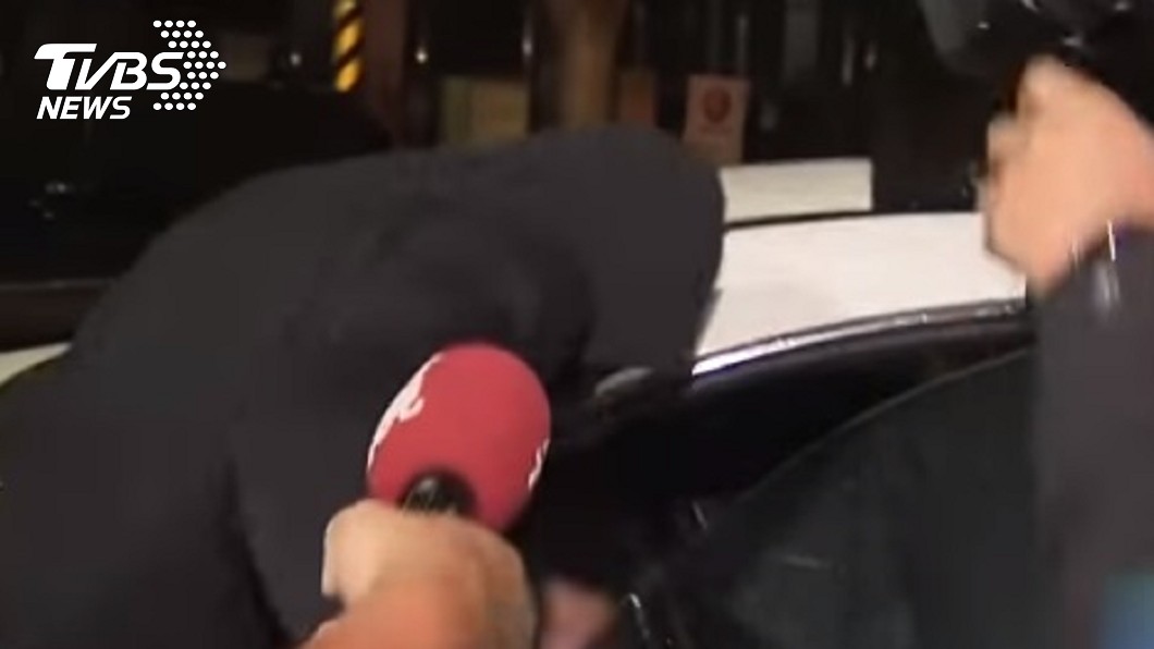 參與尬車的黃姓男子,製作完筆錄後,被警方列為案件關係人。圖/TVBS