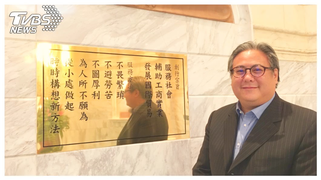 深受爺爺上海商銀董事長榮鴻慶栽培、被外界視為榮家接班人的榮康信(如圖)表示,在金融平台上導入IT、Fintech、AI和區塊鏈等高新科技,一直都是上海商銀的致力發展的目標。 圖/TVBS