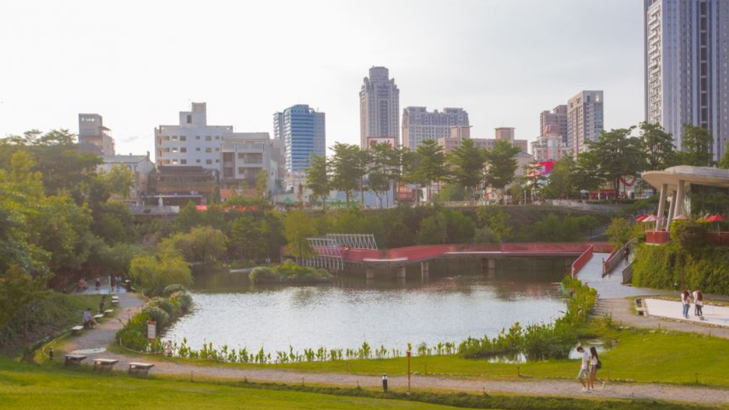 秋紅谷以特殊下凹地型聞名。翻攝/台中觀光旅遊網