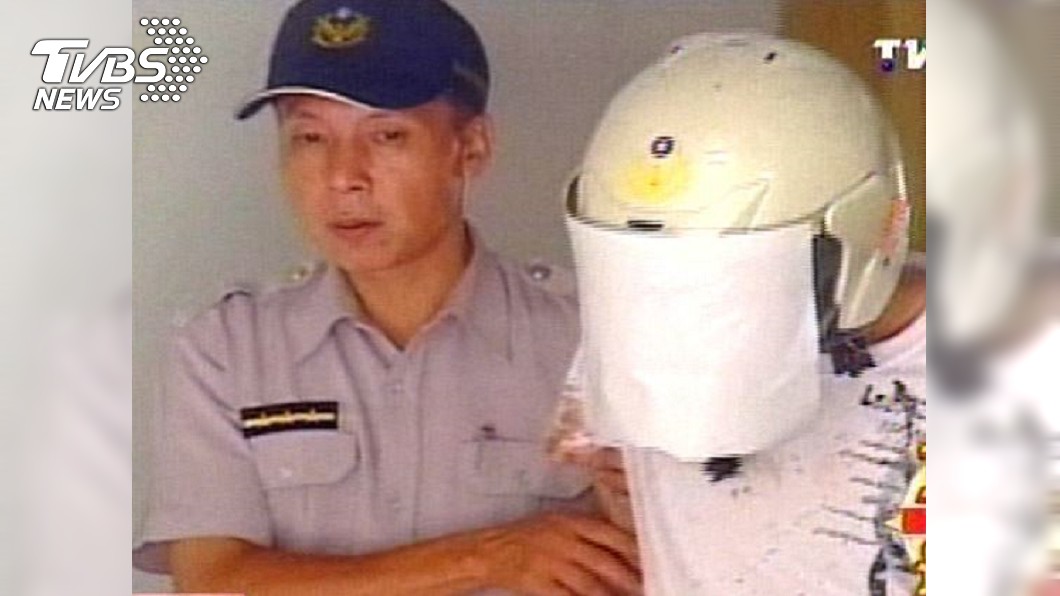 陳男當年持雙刀砍父親上百刀,最後被判處死刑。圖/TVBS資料照