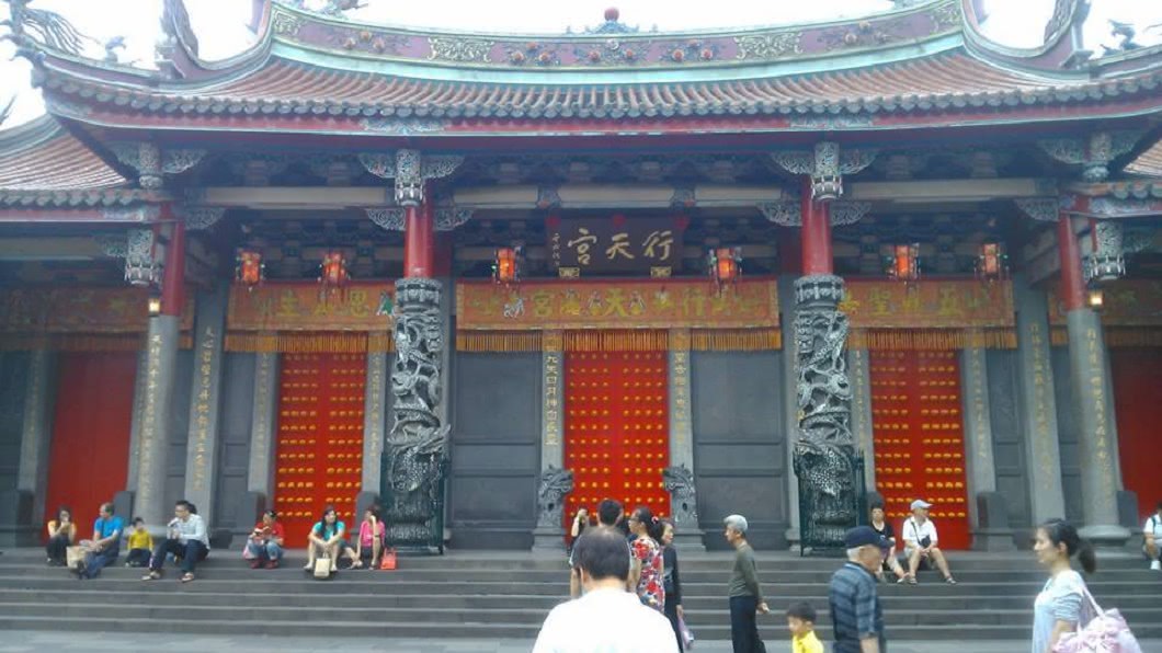 台北行天宮本宮。圖/翻攝自維基百科
