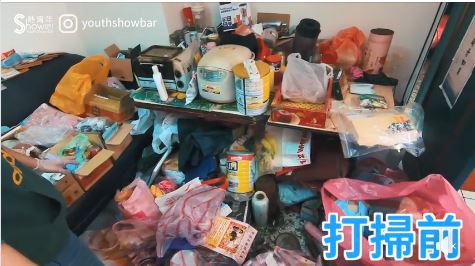 8位熱血青年協助獨居奶奶大掃除。圖/年輕人Show吧授權提供