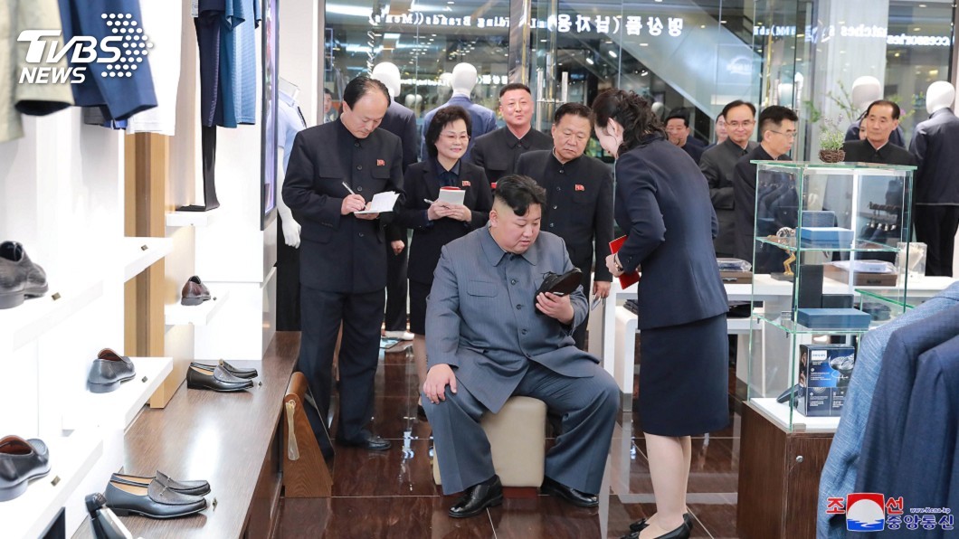 圖／達志影像路透社 讓北韓發大財！　金正恩視察新百貨笑瞇瞇